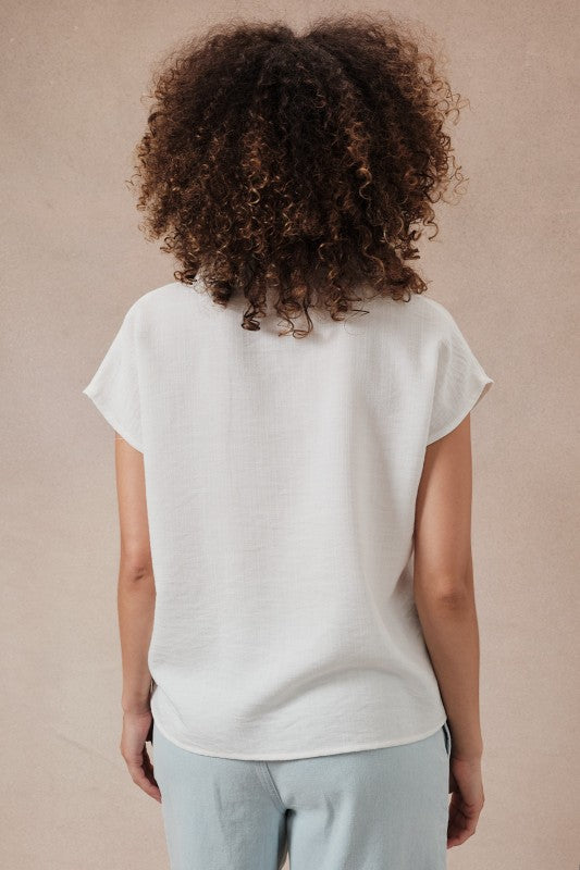 Wide Shoulder Sleeveless Button Down Shirt