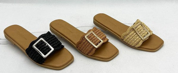 Women’s Beach Sandal in (Black)