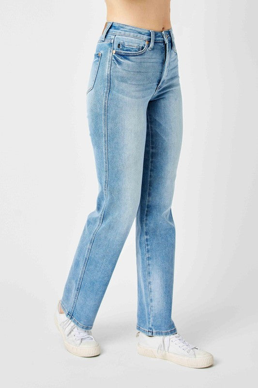 Judy Blue True To Size Tummy Control Straight Jean