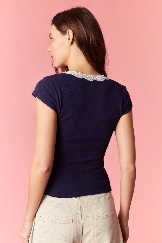 Lace Contrast Scoop Neck Cap Sleeve Tee