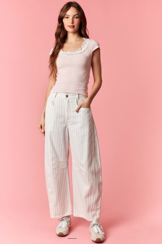 Lace Contrast Scoop Neck Cap Sleeve Tee