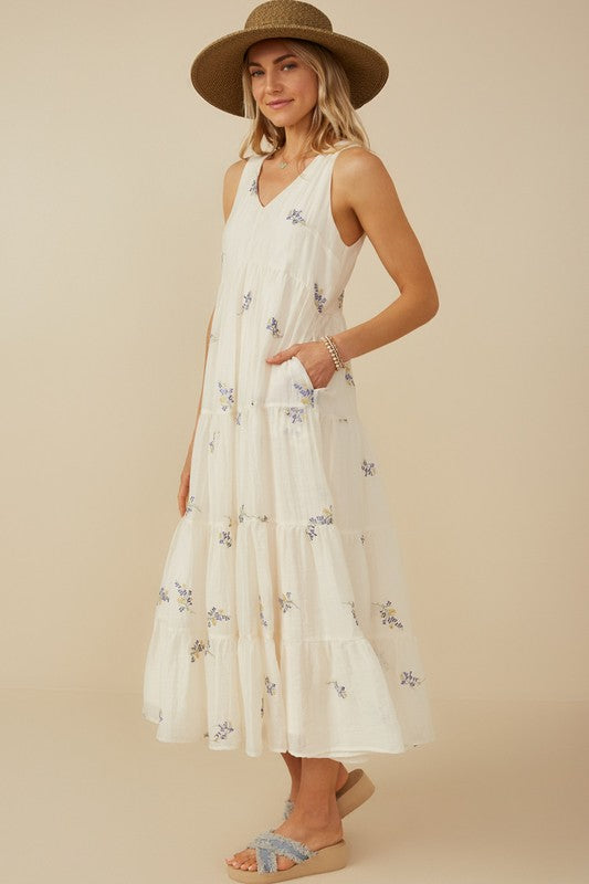 Women’s Ditsy Floral Embroidered V Neck Tiered Dress