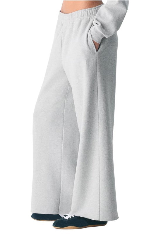 Fleece Oversized Mid Rise Sweatpants with Raw Hem