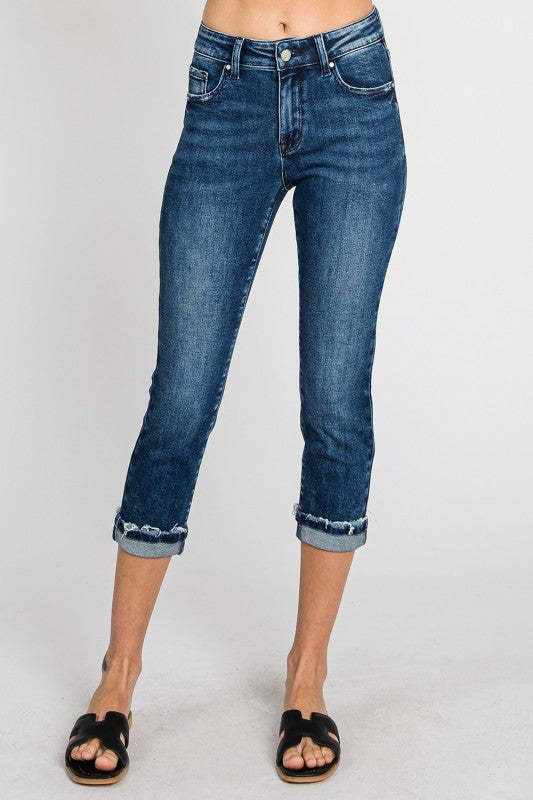 PETRA153 Mid Rise Skinny Capri W/Cuffed Hem Jeans